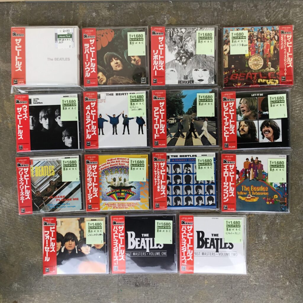 【新入荷情報】ビートルズの国内盤CD（赤帯）がまとまって入荷しました。