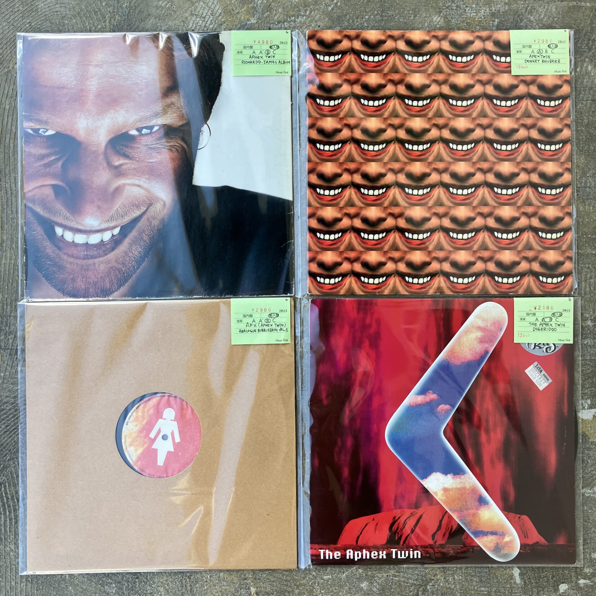 【新入荷情報】Aphex TwinのLP、12インチ入荷しました。