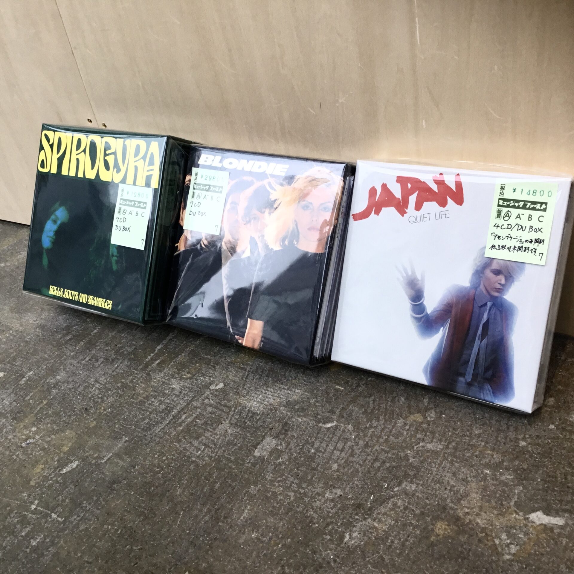 【新入荷情報】 スパイロ・ジャイラ、ブロンディ、ジャパンのDU特典ボックス付き紙ジャケットCDが入荷しました。